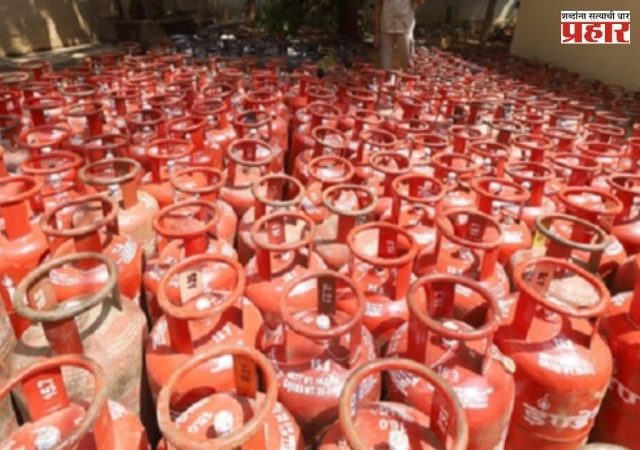 LPG Price Hike : सप्टेंबरच्या पहिल्याच दिवशी महागाईचा झटका; कमर्शियल LPG सिलिंडरच्या दरात वाढ