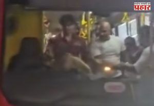 Dadar BEST Driver : दादरच्या टिळक पुलाजवळ ट्रॅफिक जॅममधून वाट दिली नाही म्हणून BEST चालकाला मारहाण; व्हायरल व्हिडिओने खळबळ
