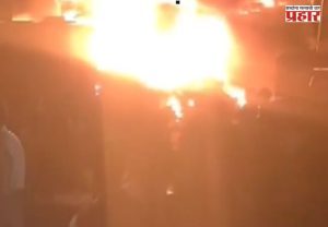 Mumbai Fire : मुंबईत मोनोरेल स्टेशनजवळ इमारतीला भीषण आग; जीटीबी नगर परिसरात घबराट