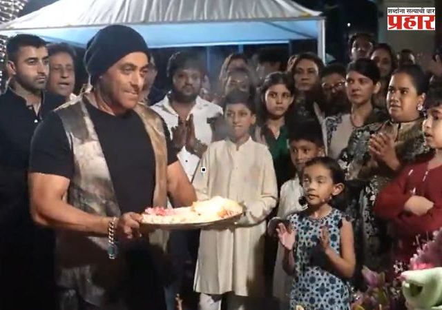 Salman Khan Ganpati: गणपती विसर्जनावेळी सलमान खानची आरती करताना झाली चूक; बहीण अर्पिताने मध्येच अडवले, अन् मग...