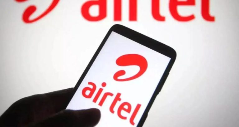 Airtel च्या ग्राहकांना मोठा दणका : पोस्टपेड प्लॅन ५० रुपयांनी महाग; पण फ्री मिळणार आंतरराष्ट्रीय रोमिंगचा फायदा