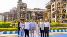 Reliance Industries : मार्को रूबियो आणि सर्जियो गोर यांची जामनगर रिफायनरीला भेट; ऊर्जा आणि तंत्रज्ञान क्षेत्रातील भागीदारीवर चर्चा