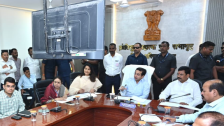 Nitesh Rane in Amravati: दुष्काळाच्या पार्श्वभूमीवर नितेश राणेंची आढावा बैठक; तलावातील गाळ काढण्याचे निर्देश
