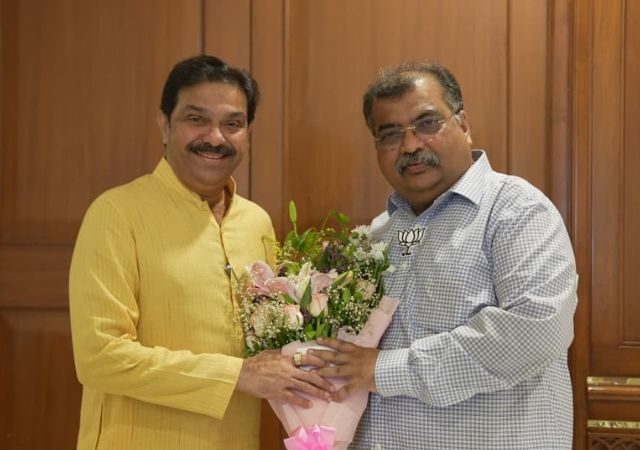 MLA Prasad Lad: आमदार प्रसाद लाड यांनी स्वीकारला महिंद्रा अँड महिंद्रा वर्कर्स युनियनच्या सरचिटणीस पदाचा पदभार