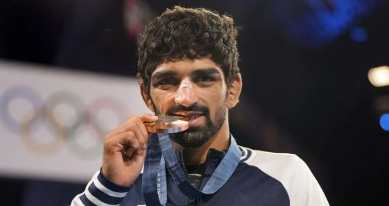 Asian Games 2026 : कुस्तीत अमन सहरावतचा ऐतिहासिक पराक्रम! उत्तर कोरियाच्या मल्लाला लोळवत भारताला मिळवून दिले २० वे सुवर्ण पदक