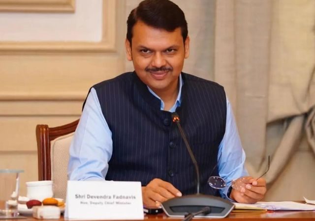 Devendra Fadnavis : महाराष्ट्रात 8.5 लाख कोटींच्या गुंतवणुकीचे प्रस्ताव; 3 लाखांहून अधिक रोजगाराच्या संधी