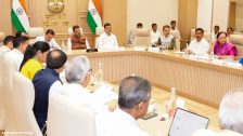दुष्काळ निवारणासाठी राज्य सरकार ॲक्शन मोडमध्ये! अन्न व चाऱ्याच्या नियोजनावर मुख्यमंत्र्यांचा भर