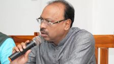 Chandrashekhar Bawankule : कर्जवसुलीच्या दबावामुळे शेतकऱ्याने आत्महत्या केल्यास बँकांना जबाबदार धरणार, महसूलमंत्री चंद्रशेखर बावनकुळे यांचा इशारा