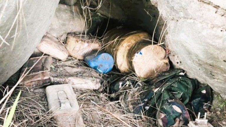 Indian Army Search : पुंछमध्ये संशयास्पद स्फोटक साहित्याचे 7 कंटेनर जप्त; सुरक्षा दलांची संयुक्त शोधमोहीम