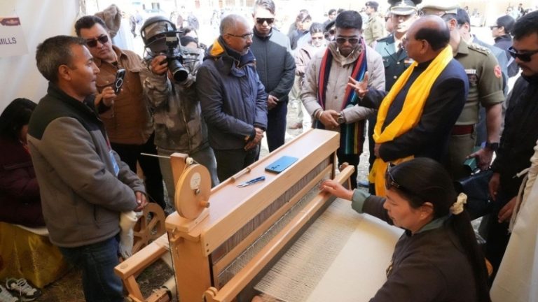 Pashmina industry : लेहमध्ये 'लडाख पश्मीना कॉन्क्लेव्ह 2026' ची सुरुवात