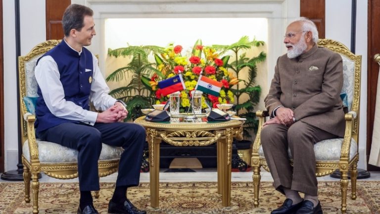 India Liechtenstein Relations: लिश्टनस्टाइनचे युवराज अलोइस मुंबईत दाखल; भारत दौऱ्यात पंतप्रधान मोदींसोबत महत्त्वाची चर्चा