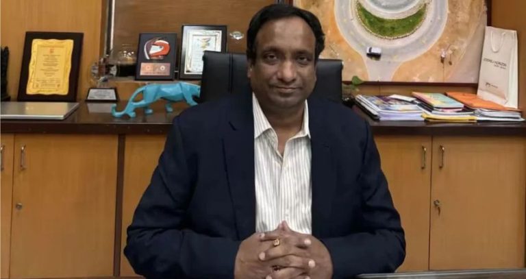 MPSC News : MPSC आयोगाचे अध्यक्ष भीमनवार रजेवर; असं घडलं सर्वकाही