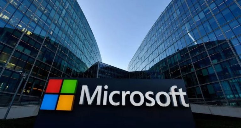 Microsoft Buyout Program : मायक्रोसॉफ्टचा मोठा निर्णय! भारतासह 4 देशांतील कर्मचाऱ्यांना नोकरी सोडण्याचा पर्याय; 60,000 कर्मचाऱ्यांचा समावेश होण्याची शक्यता