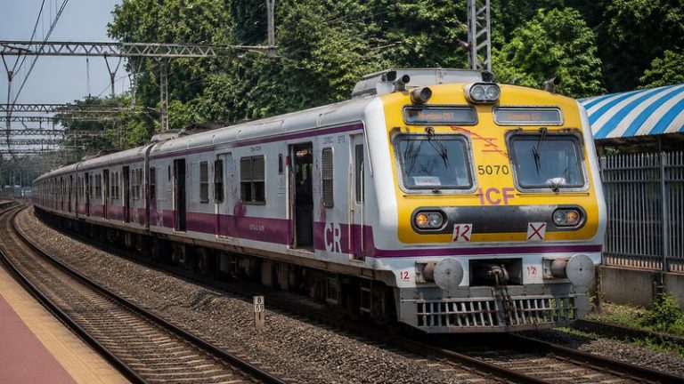 Central Railway Megablock: मुंबईकरांचे मेगाहाल होणार! रविवारी मध्य आणि हार्बर मार्गावर ब्लॉक; वाचा सविस्तर