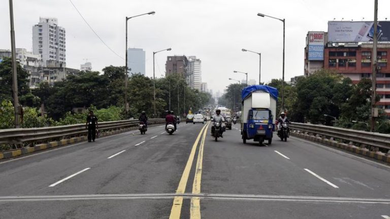 दिवाळीपूर्व मुंबईतील प्रमुख रस्ते धुळमुक्त? BMC ची विशेष स्वच्छता मोहिम