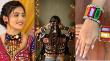 Navratri Hairstyle Trend :  नवरात्रीत तुमच्या हेअरस्टाईलला द्या हटके टच; मिरर-वर्क परांदी, चेन-बो आणि स्क्रंचीजचा नवा ट्रेंड