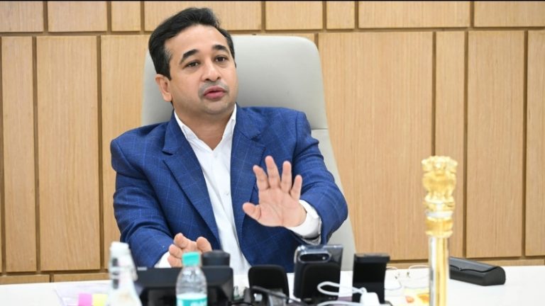 Nitesh Rane: समुद्री पर्यावरणाचे नुकसान होऊ देणार नाही; 20 होर्डिंग्ज उभारण्याचे वृत्त दिशाभूल करणारे
