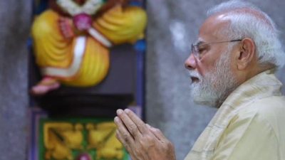 PM Modi: जनसेवेची 25 वर्षे...
