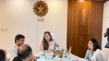 Pankaja Munde : चारा टंचाईवर मात करण्यासाठी 5 टक्के निधीची तरतूद, राज्य सरकारचा कृती आराखडा जाहीर