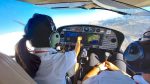 Pilot Meals : पायलट्सना एकच जेवण का दिलं जात नाही ? विमान सुरक्षेशी संबंधित आहे 'हे' महत्त्वाचं कारण