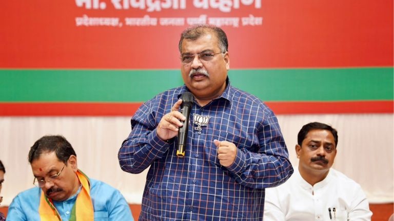 भाजपच्या 100 नगरसेवकांना कारणे दाखवा नोटीस; पक्षाचा मोठा निर्णय, नेमकं काय घडलं?