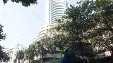 Share Market Today: घसरणीतून शेअर बाजाराची जोरदार रिकव्हरी! सेन्सेक्स 273 अंकांनी वधारला; निफ्टीतही तेजी
