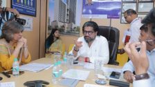 तडजोड नको! एअर इंडिया इमारत आणि आमदार निवासाचे काम वेळेत पूर्ण करण्याचे मंत्री शिवेंद्रसिंहराजेंचे आदेश