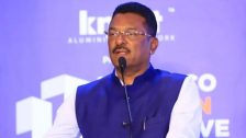 Pratap Sarnaik : एलॉन मस्क यांच्या टेस्लाला दिलेल्या सवलतींचा आढावा घेणार - परिवहनमंत्री प्रताप सरनाईक