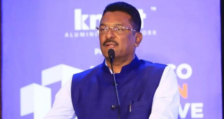 Pratap Sarnaik : एलॉन मस्क यांच्या टेस्लाला दिलेल्या सवलतींचा आढावा घेणार - परिवहनमंत्री प्रताप सरनाईक