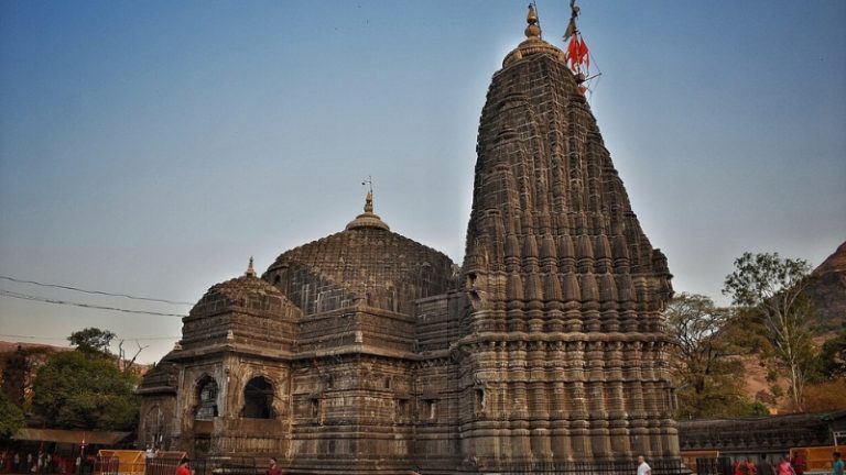 Nashik News : त्र्यंबकेश्वर मंदिरात ‘या’ तारखेपर्यंत VIP दर्शन बंद