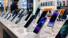 Upcoming Smartphones : 26 ऑक्टोबर ते 1 नोव्हेंबरदरम्यान  6 स्मार्टफोन होणार लॉन्च; गेमिंगपासून 10,000 mAh बॅटरीपर्यंत मिळणार खास फीचर्स