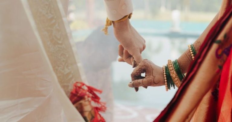 Arrange Marriage Tips : अरेंज मॅरेजला होकार देण्याआधी भावी जोडीदाराला विचारा 'हे' 3 महत्त्वाचे प्रश्न!