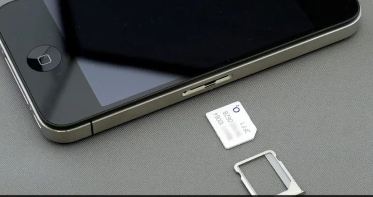 Whatsapp Sim Binding Rule : व्हॉट्सॲप आणि टेलिग्राम युजर्सना मोठा धक्का; १ जानेवारी २०२७ पासून 'सिम-बाइंडिंग' नियम बंधनकारक!