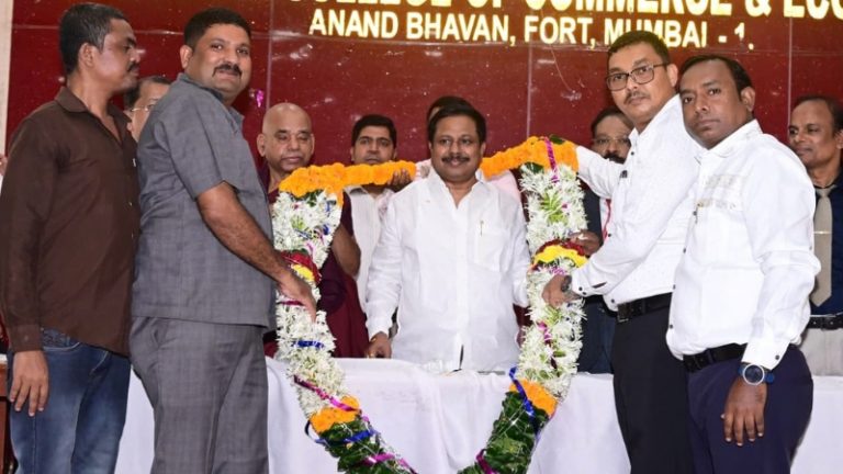 Peoples Education: पीपल्स एज्युकेशन संस्थेच्या विश्वस्तपदाचा अण्णा बनसोडे यांनी स्वीकारला पदभार...