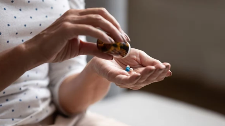 Cancer Medicine Price: कॅन्सरची औषधे स्वस्त होणार ? केंद्र सरकारचा 30% ट्रेड मार्जिनचा प्रस्ताव