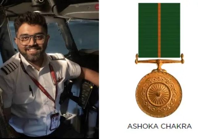 Captain Smit Machchhar: 174 प्रवाशांचे प्राण वाचवणाऱ्या वैमानिक स्मित माच्छर यांना अशोक चक्र पुरस्काराने सन्मानित करण्याची मागणी