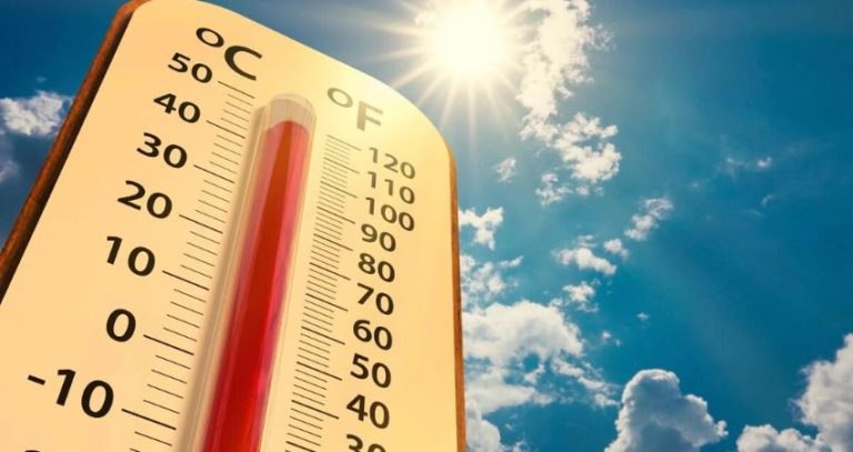 Maharashtra Weather : घामाच्या धारा आणि उकाड्याने महाराष्ट्र तापला,उष्णतेमुळे नागरिक हैराण!