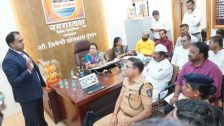 Nashik : त्र्यंबकेश्वर येथे अति महत्वाच्या व्यक्तींच्या दौऱ्याच्या अनुषंगाने जिल्हाधिकारी आयुष प्रसाद यांनी घेतला आढावा