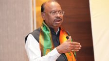 शेतकऱ्यांकडे कर्जवसुलीसाठी तगादा लावल्यास कारवाई, मायक्रो फायनान्स कंपन्यांना महसूलमंत्री बावनकुळेंचा इशारा
