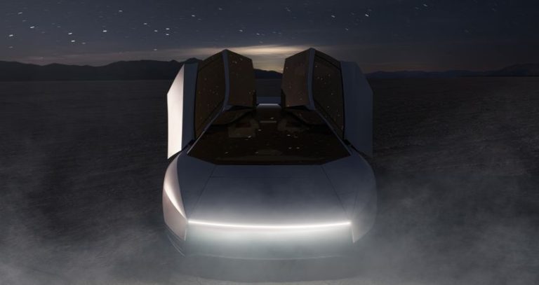 Tesla Roadster : टेस्लाची रॉकेट कार पाहिली का? हवेत झेप, पलटी आणि जबरदस्त वेग
